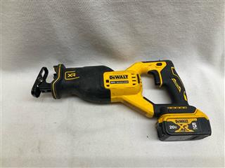 DEWALT DCS382